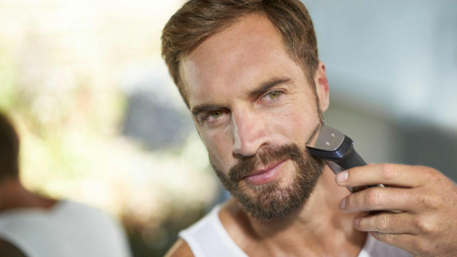 Philips MG7770/49 Norelco Multigroom Series 9000 Mens Beard Trimmer Groomer - Black