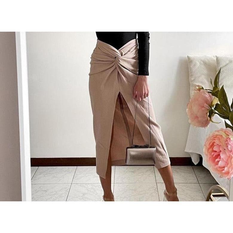 knotted front slit midi skirt