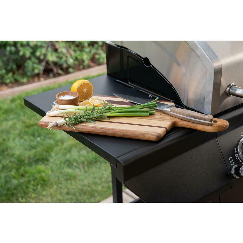 Propane Gas Grill 4-Burner Side Burner   Steel Main Lid Black