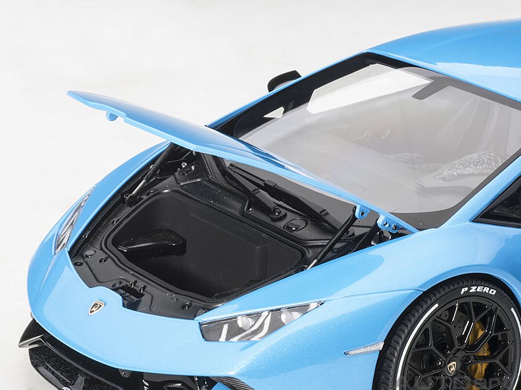 Lamborghini Huracan Performante Pearl Blue with Black Wheels 1/18 Model Car by Autoart