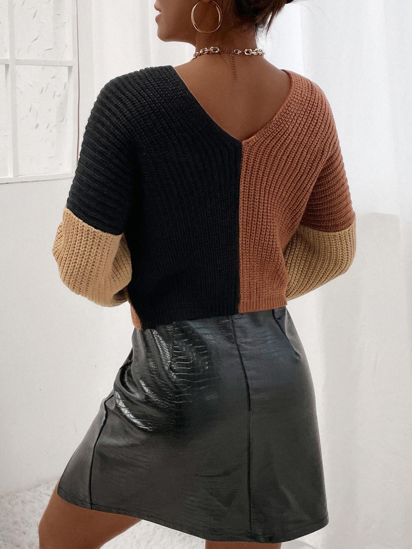 Women's Fashion Color Block Stitching V-neck Woolen Top