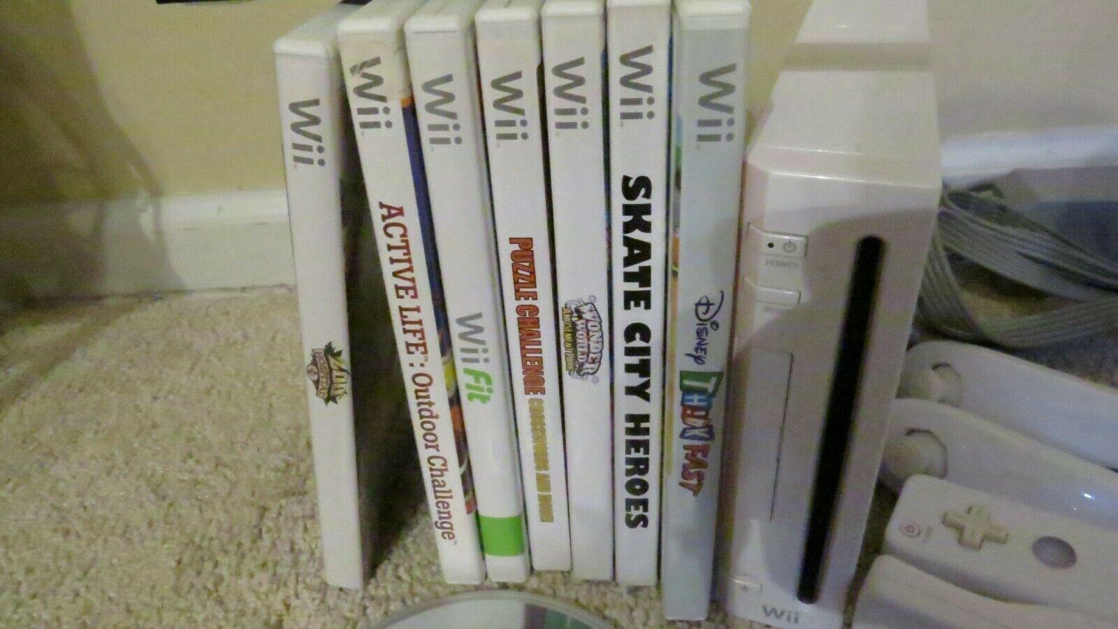 Wii Gaming Console + 8 Pre-Loaded Games OEM Cords RVL-001 Lot 8 Games