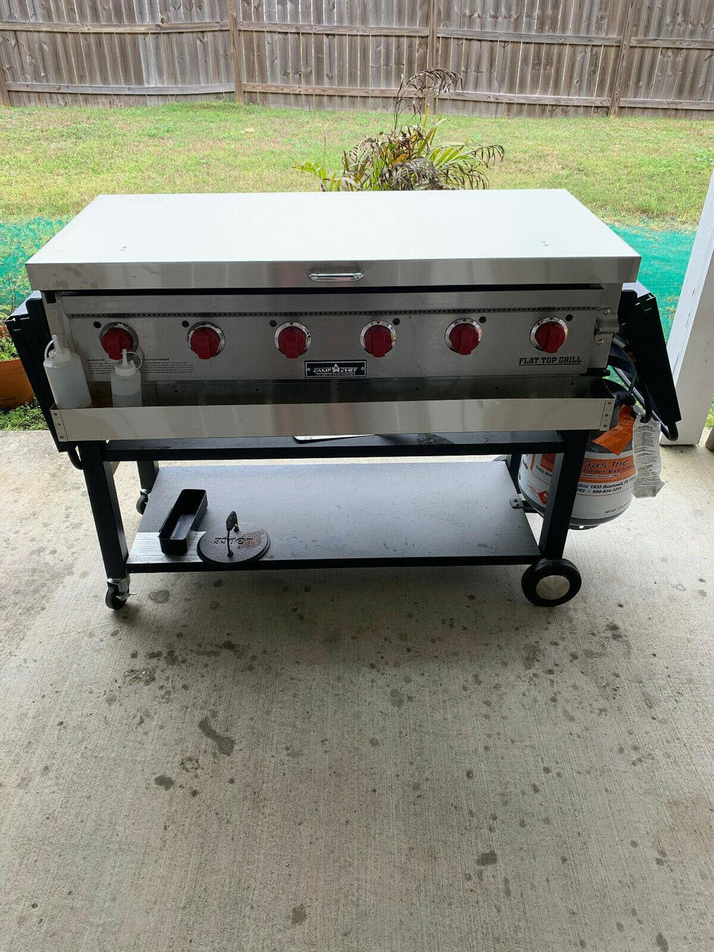 FTG900  griddle cover-griddle not included