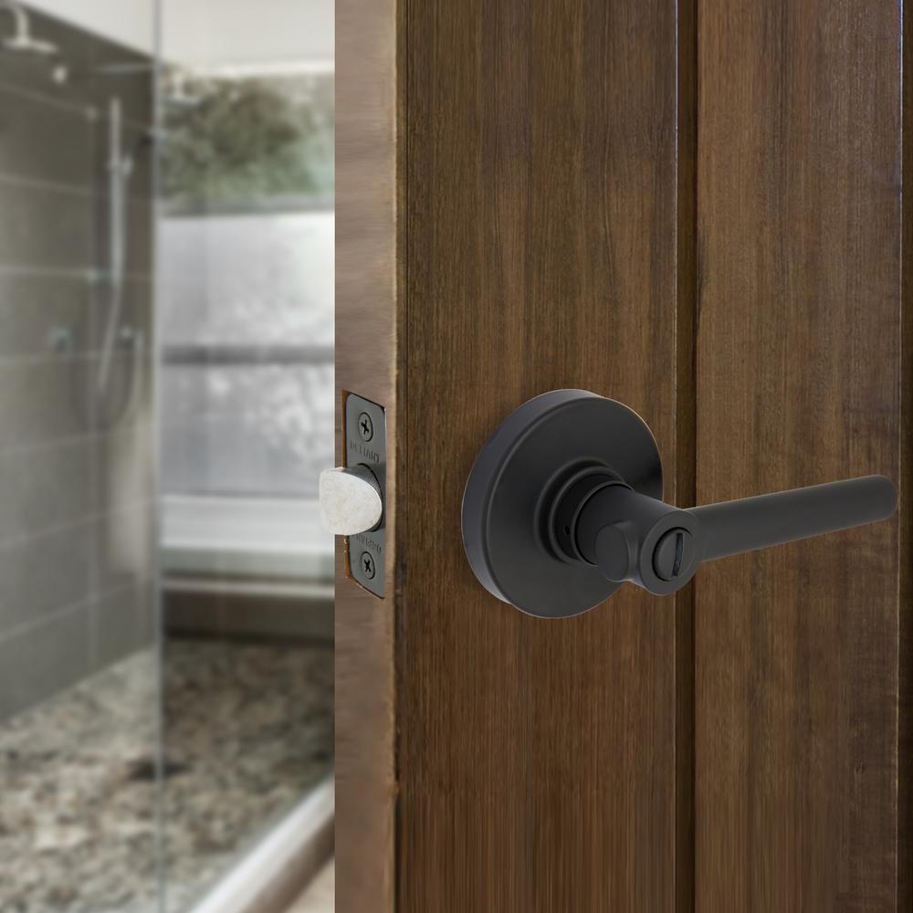 Highland Matte Black Bed and Bath Door Lever with Round Rose