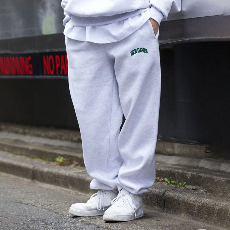 letter print bouquet foot sweatpants