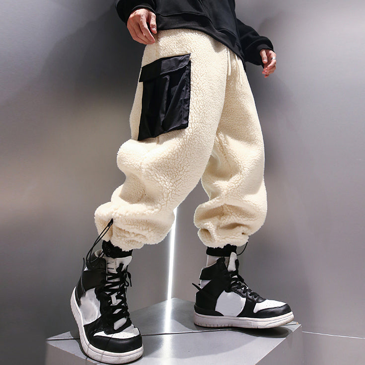 men lambswool pants with large side pocket