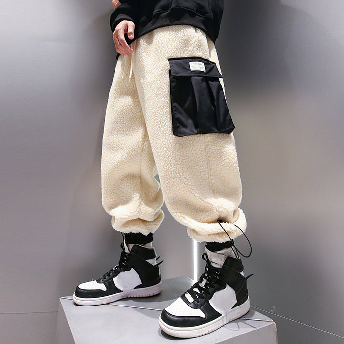 men lambswool pants with large side pocket