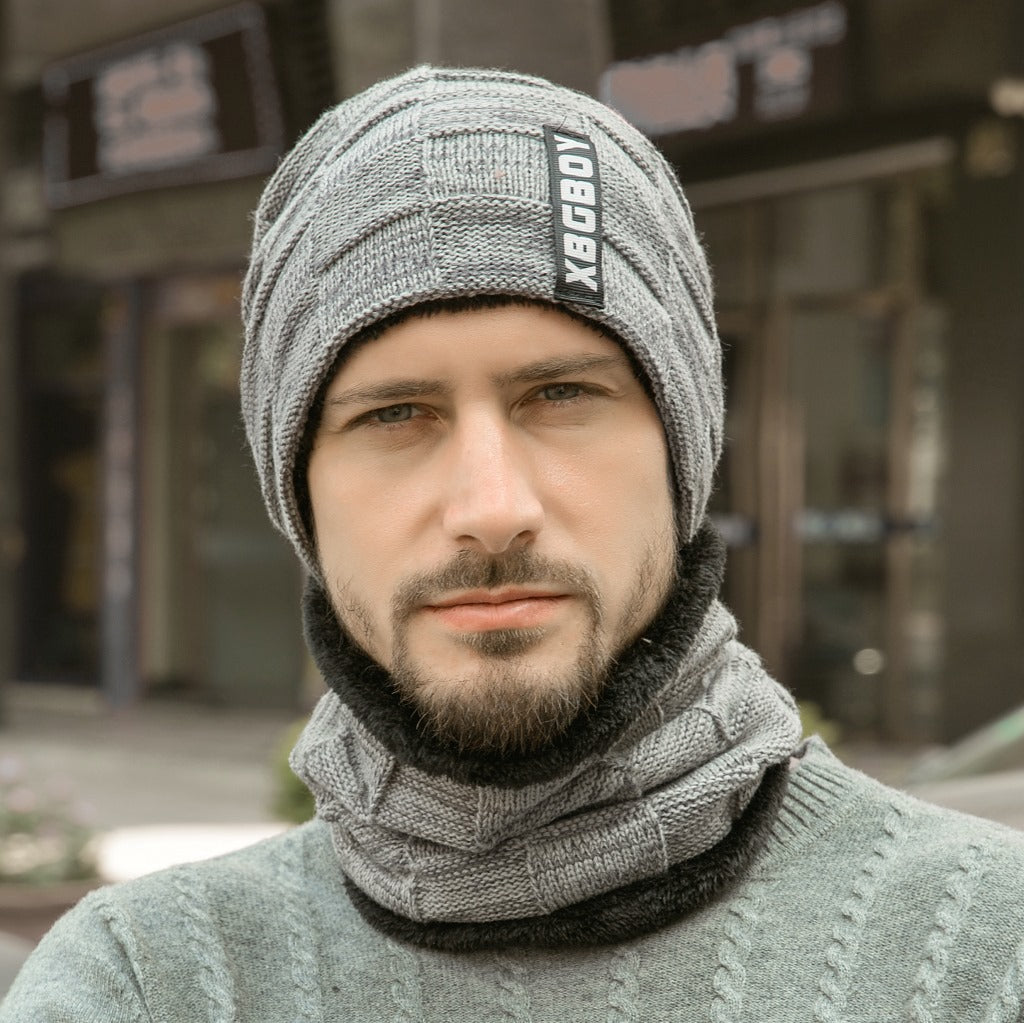 Men's Warm Outdoor Hat And Scarf Suit