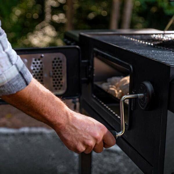 Charcoal Grill Classic in