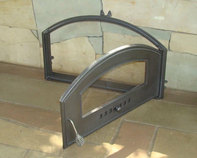 Cast Iron pizza oven door with glass | bread oven doors | 700x460 | Right
