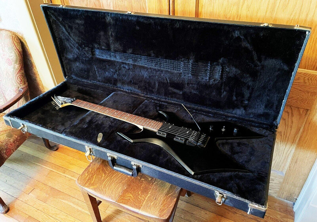 1994 BC Rich NJ Warlock Electric Guitar Speed Loaders Whammy Bar Fitted Case