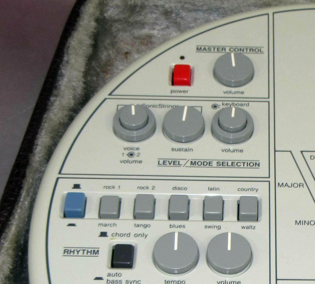 Suzuki Omnichord OM-84 System Two w/ Hard Case Power Supply Manual TESTED! WORKS