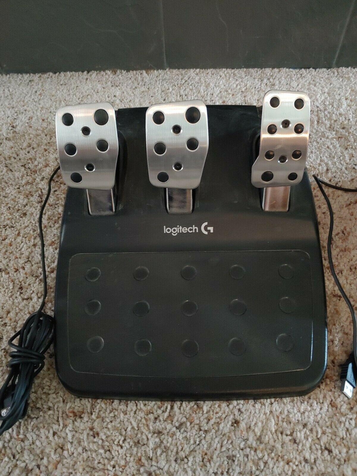 logitech g920 racing wheel and shifter For Xbox And PC.   Steering Wheel +…