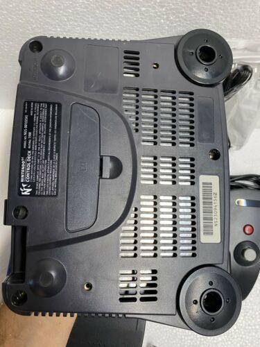 n64 nus-001  64 bundle controller cords 2 games