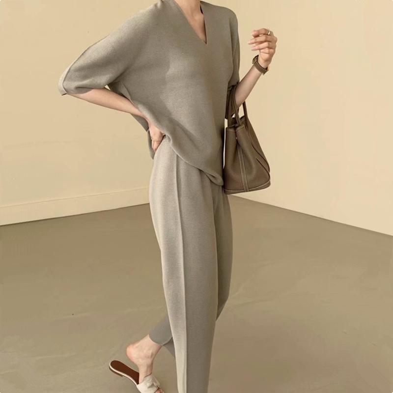 Women's Simple Wool Knit Suit