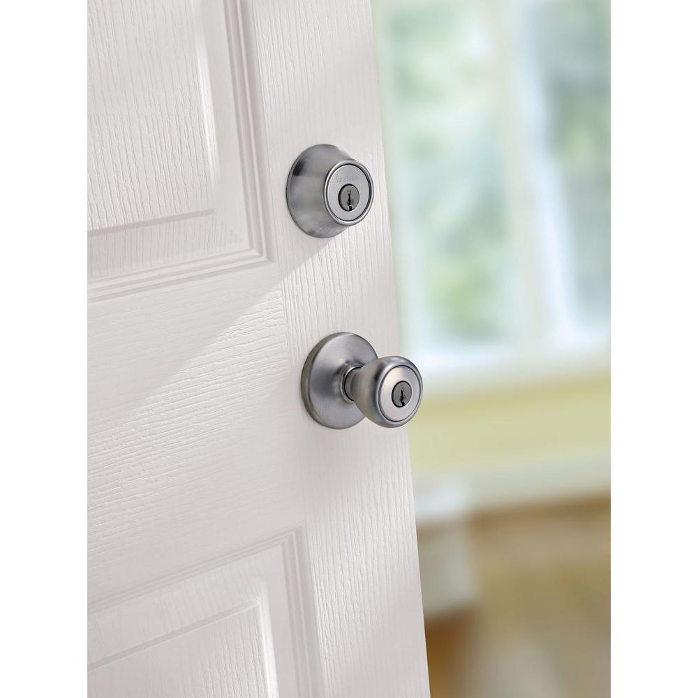 Tylo Satin Chrome Entry Door Knob and Single Cylinder Deadbolt Combo Pack