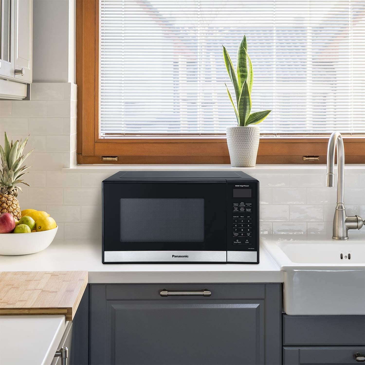 Panasonic NN-SB458S Compact Microwave Oven, 0.9 cft,  Steel/Silver