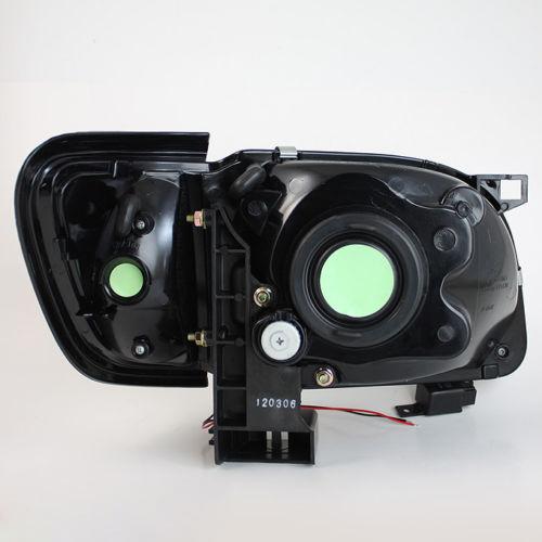 R8 Style Projector Headlight for 12 to Up Ford Focus, Black - 22 x 12 x 29 in.