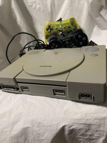 Sony SCPH-7501 PlayStation PS1 Game Console Bundle