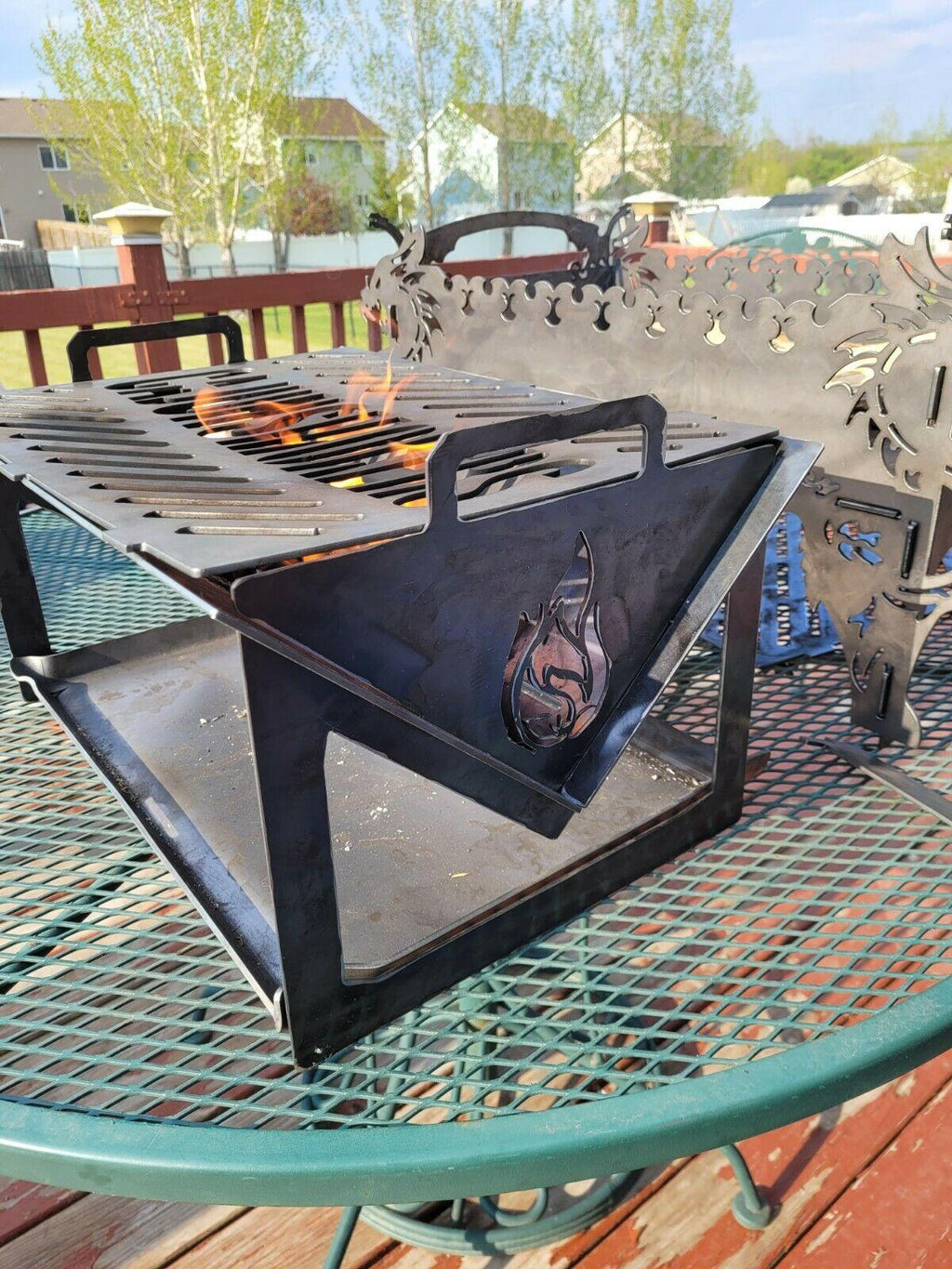Cajun Go-N-grill portable grill & fire pit
