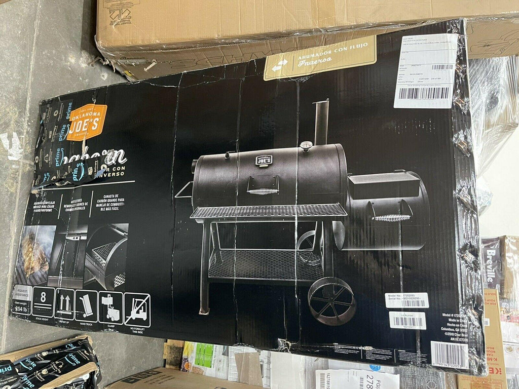 Charcoal Smoker and Grill Highland Reverse Flow Barrel in Black
