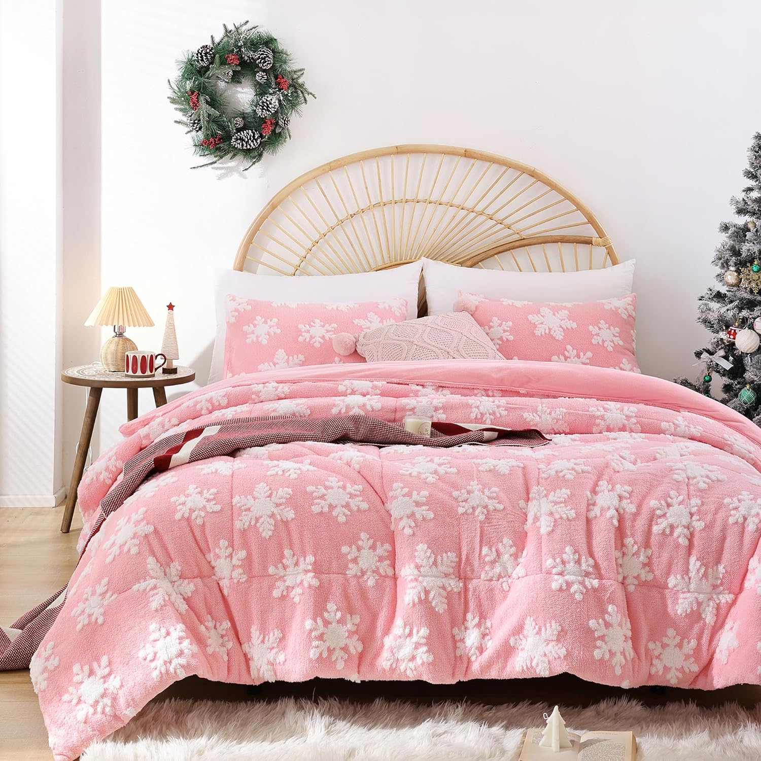 JANZAA Christmas Bedding Duvet Cover Queen Pink Duvet Cover Queen with White Snowflake Stereoscopic 3 Pieces with Zipper Closure 4 Ties Velvet and Soft
