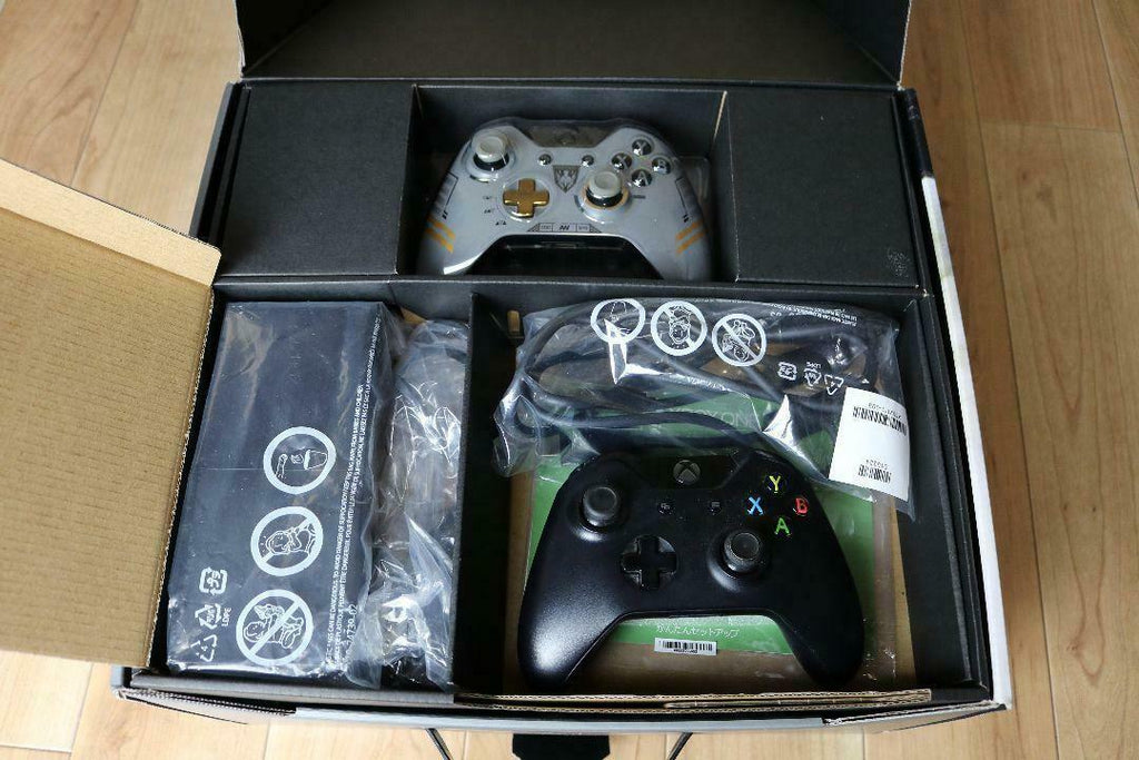 XBOX ONE CALL OF DUTY Advanced Warfare Limited Ed. w/ Bonus x2 F/S from Japan