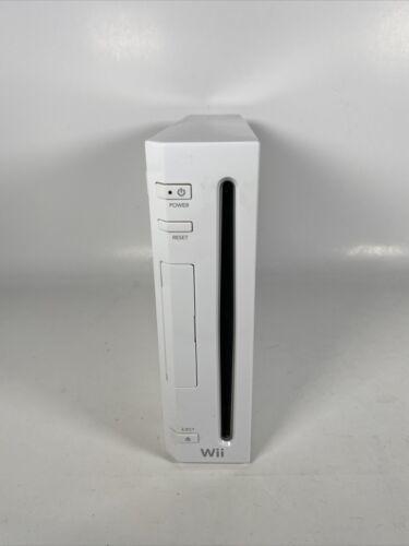 Wii Console Bundle w/ Controller, Nunchuck And 7 Games, Tested Working!