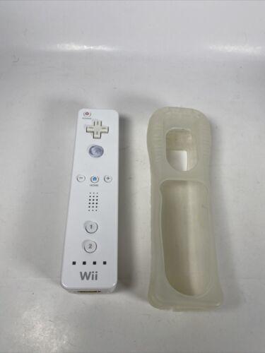 Wii Console Bundle w/ Controller, Nunchuck And 7 Games, Tested Working!