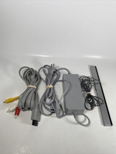 Wii Console Bundle w/ Controller, Nunchuck And 7 Games, Tested Working!