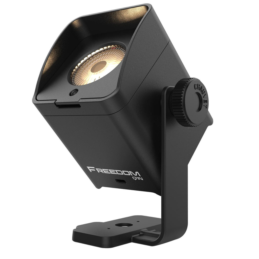 Chauvet DJ Freedom Q1N Pin Spot RGB+WW Light Systems Package