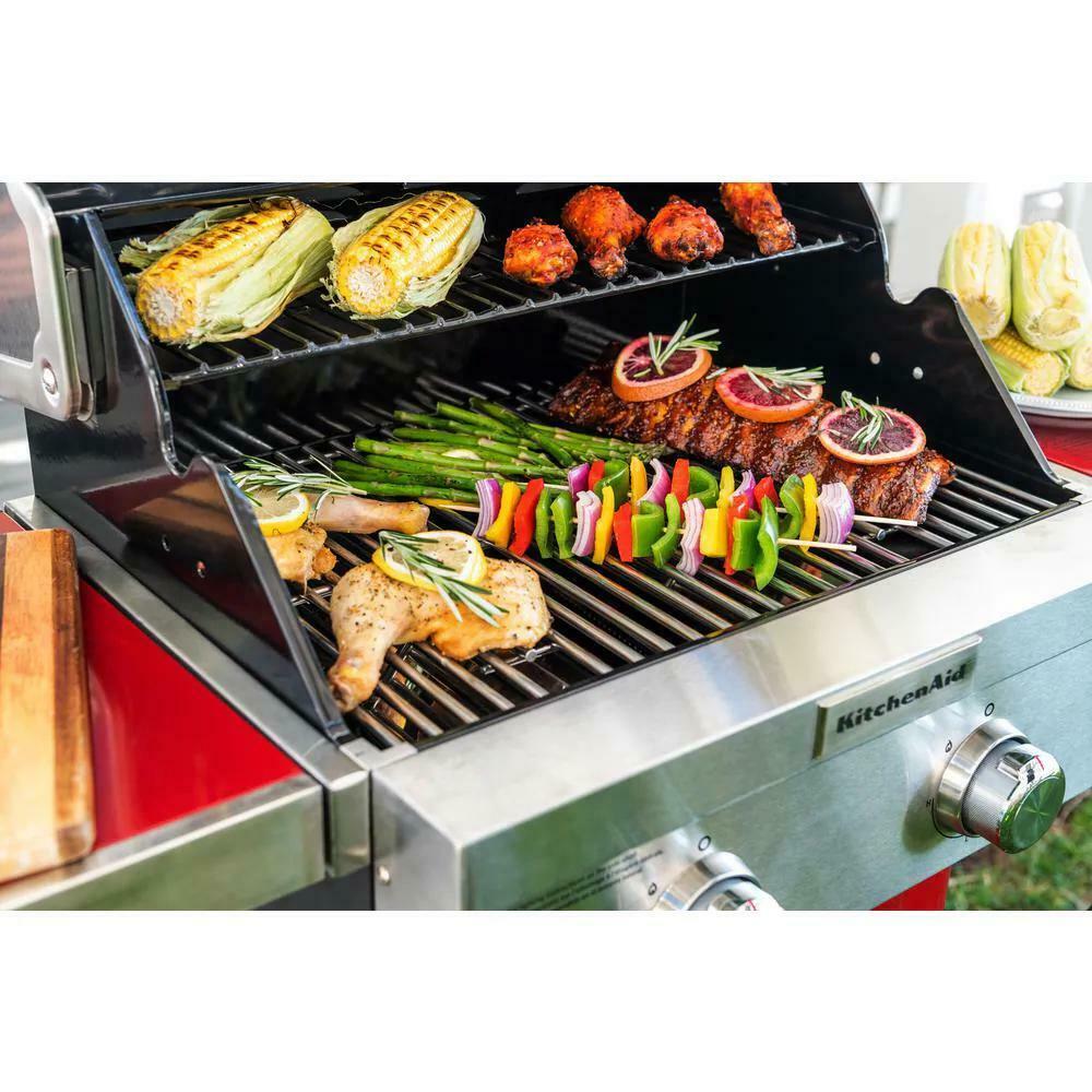 Propane Gas Grill 2-Burner In Black