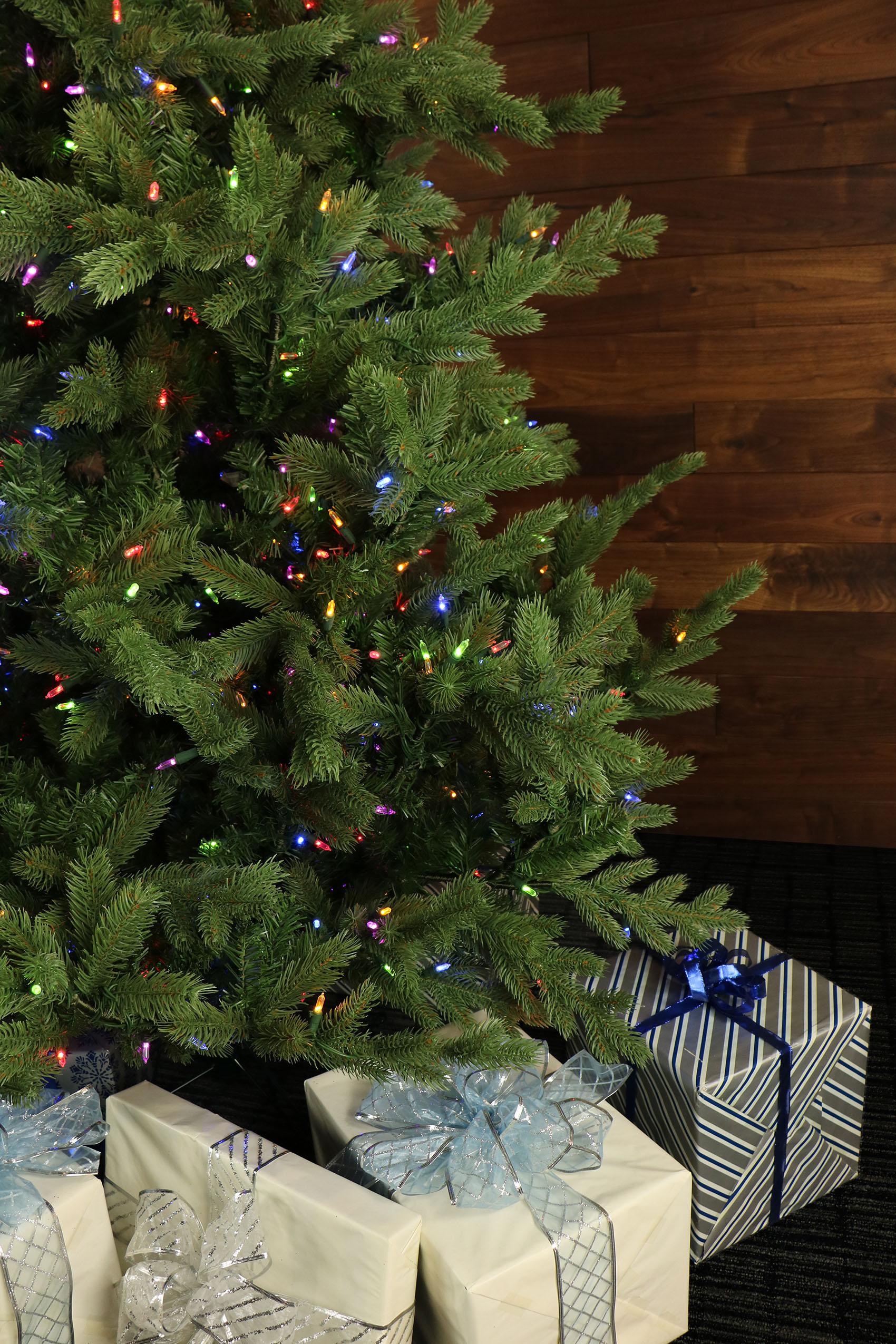 Fraser Hill Farm Multi-Color Prelit LED Green Foxtail Pine Artificial Christmas Tree, 9'