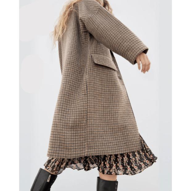 turn-down collar spring coat