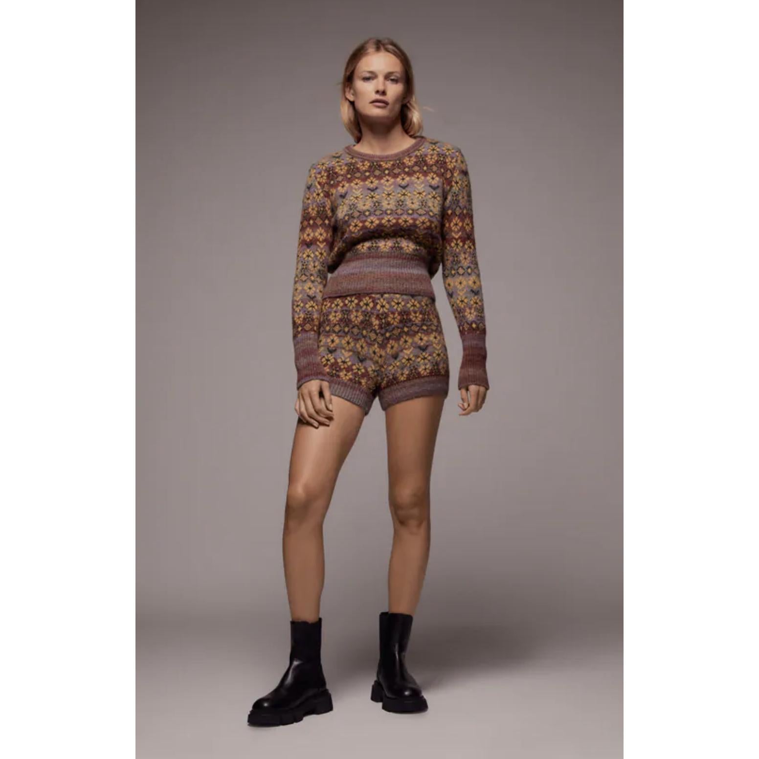 jacquard cropped knitted sweater