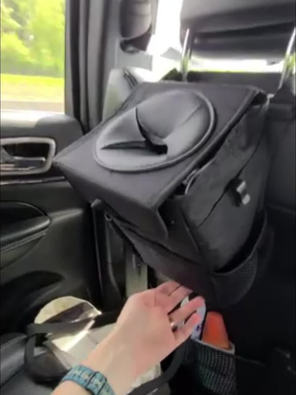 Keep Your Car Clean &amp; Organized - ZukMi Car Trash Can With Lid &amp; StoraPockets!