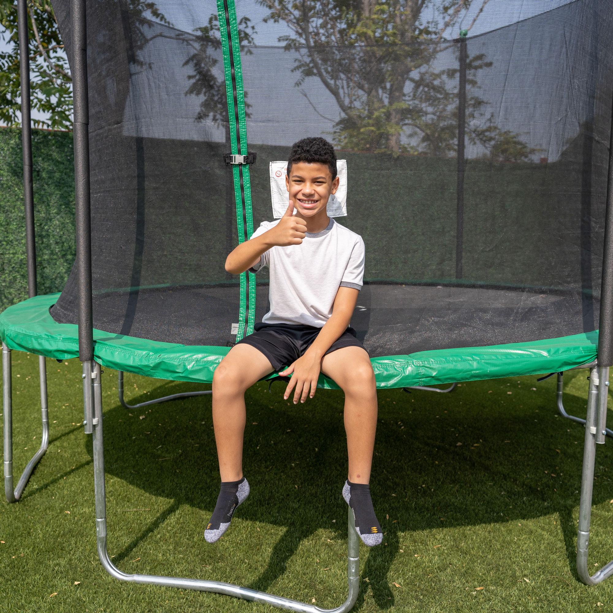 12' Trampoline with Enclosure, Green