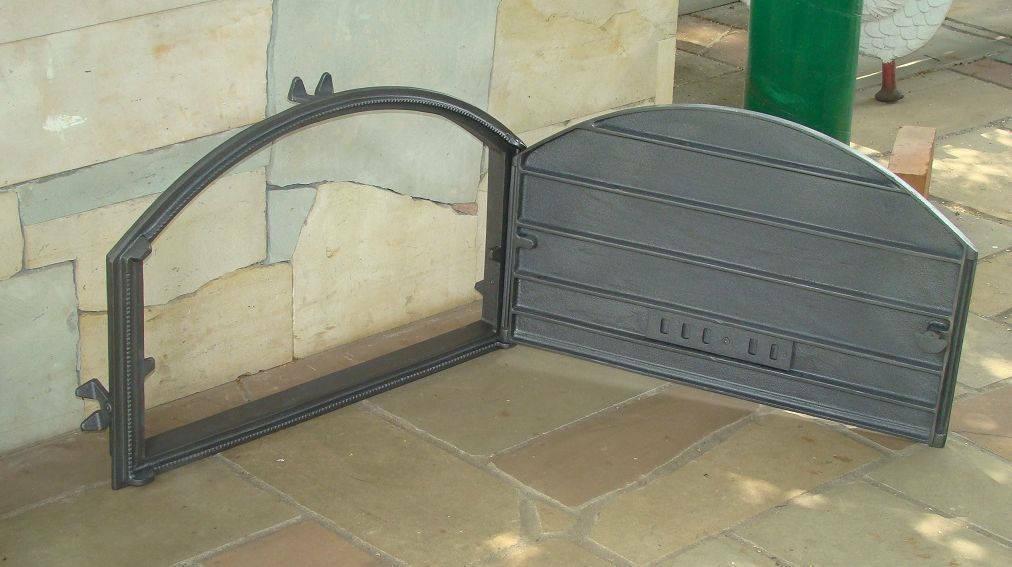 Cast Iron pizza oven door | bread oven doors | fire door | 700x460 | Right