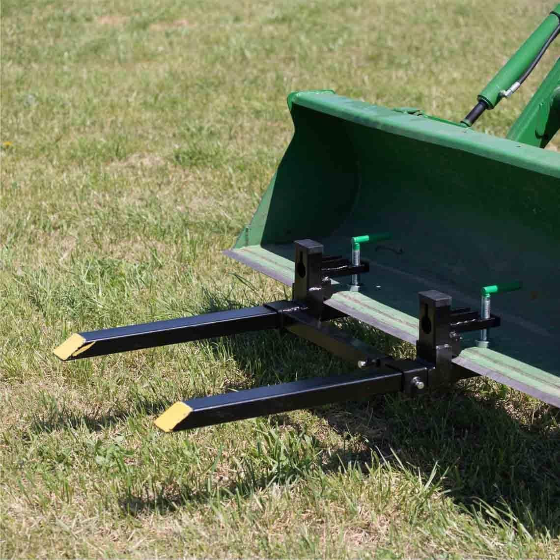 Attachments Light-Duty Clamp-On Pallet Forks 30" with Stabilizer Bar
