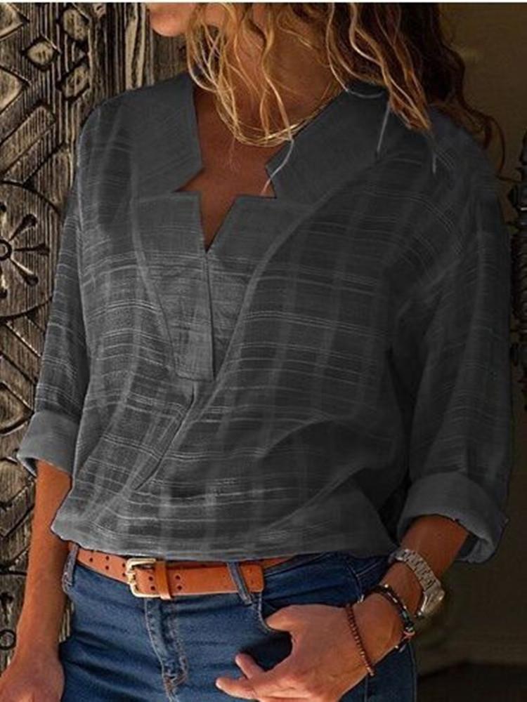 Ladies V-neck simple cozy shirt
