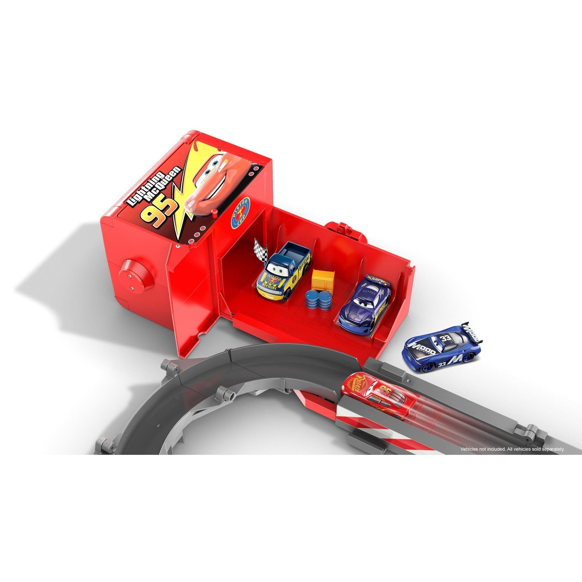 /Pixar Cars Super Track Mack 2-in-1 Transforming Play Set