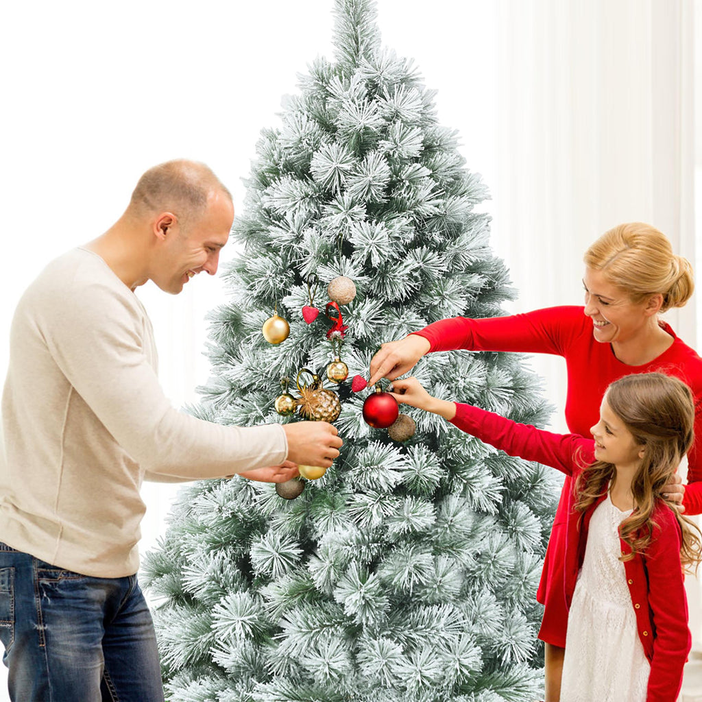 Costway 6 ft Premium Hinged Artificial Christmas Tree Snowy Pine Needles with 586 Branches