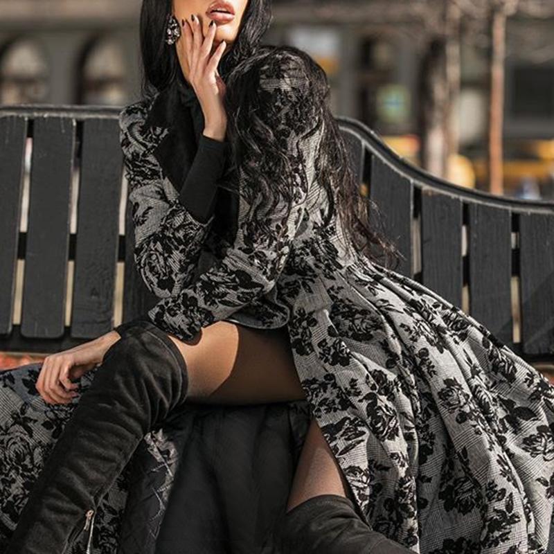 Casual v-neck printed women's coat