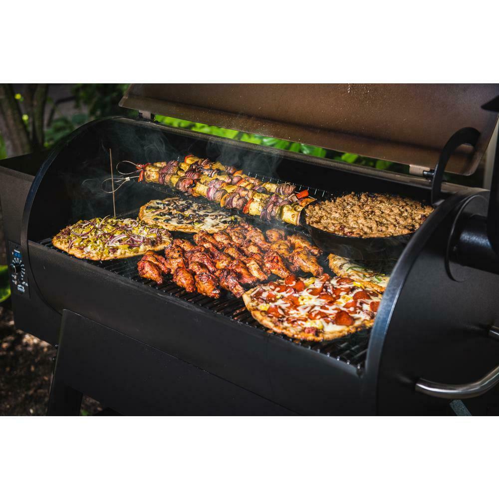 Outdoor Pellet Grill Porcelain-Coated 4-Wheels Barrel Steel Black
