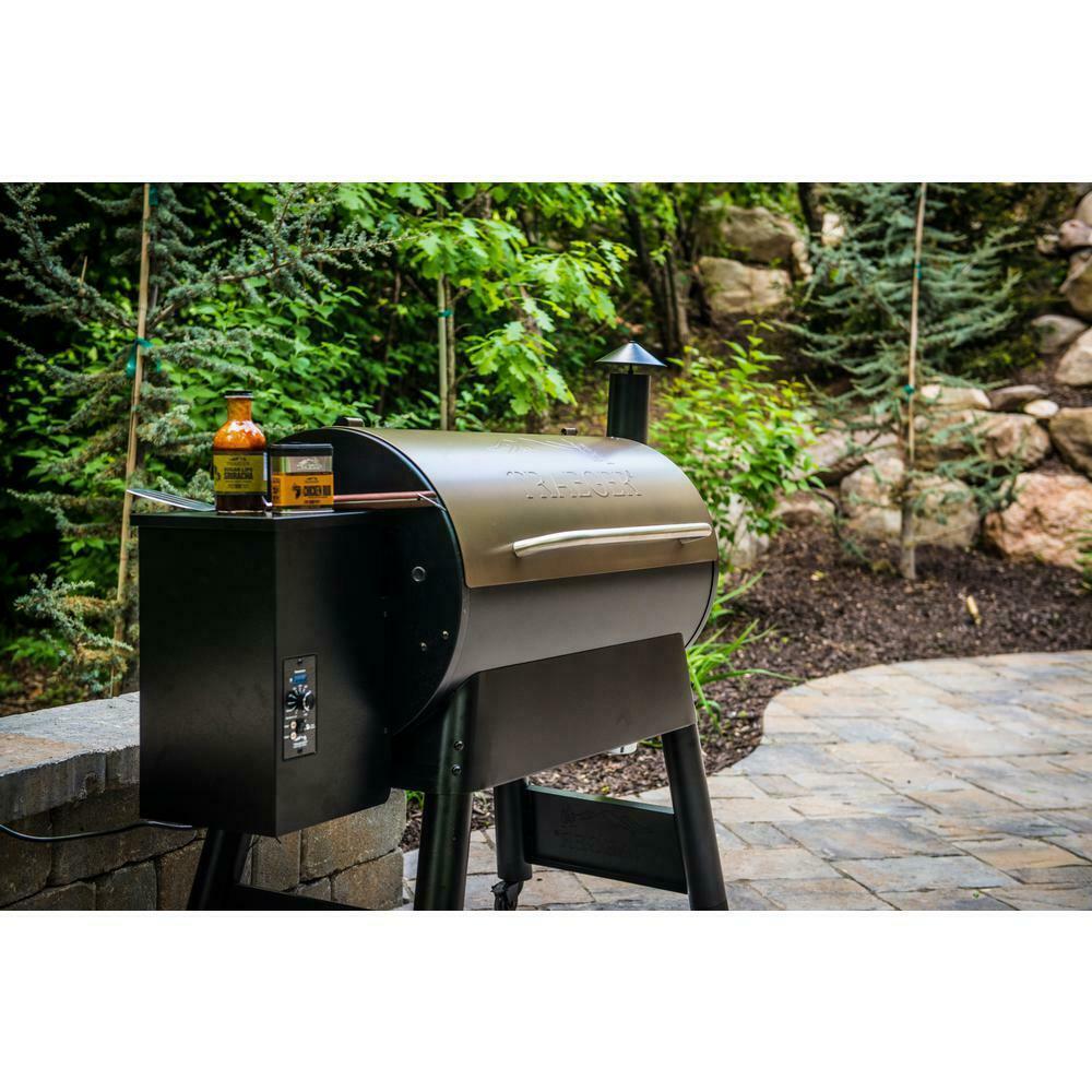 Outdoor Pellet Grill Porcelain-Coated 4-Wheels Barrel Steel Black