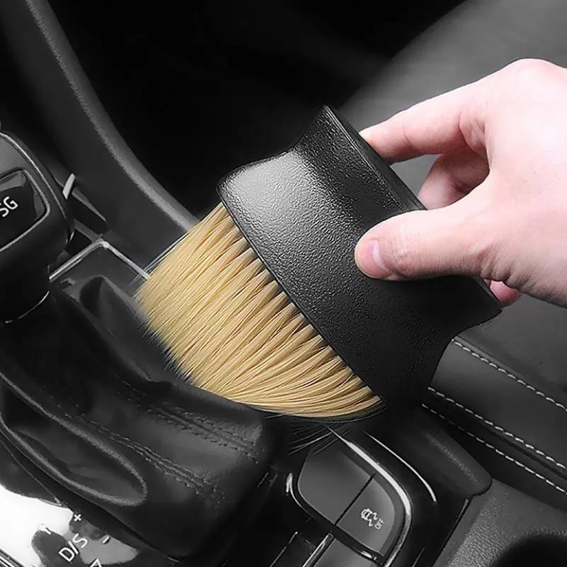 Keep Your Car Dust-With This Air Outlet Cleaning Brush!