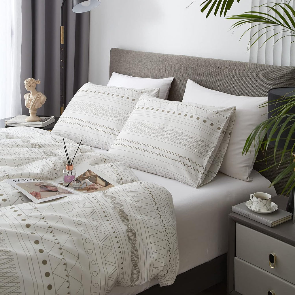 HYPREST Boho Duvet Cover King Size - Soft Boho Aztec White Duvet Cover with Taupe Waves and Traingles Lightweight, Oeko-TEX Certificated (No Comforter)