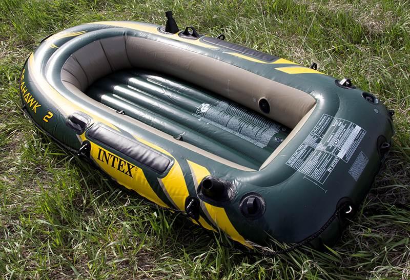 Seahawk 2 Inflatable Raft Set and 2 Transom Mount 8 Speed Trolling Motors