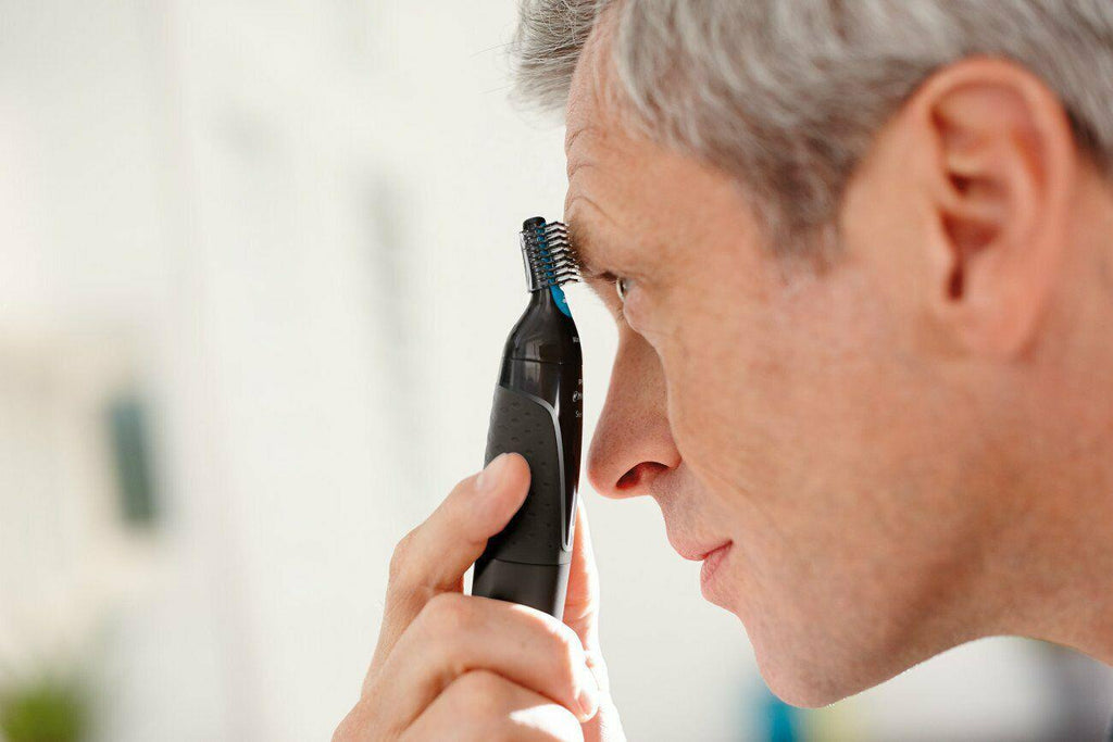 Philips Norelco Trimmer 3000 Nt3000-49 With 6 Pieces For Nose Ears Eyebrows