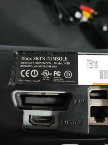 Xbox 360 Slim 250gb Console W/ Controller &amp; Cables